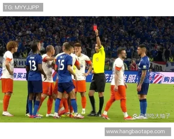 足球场上十大犯规球星盘点 揭开球员暴力犯规背后的秘密